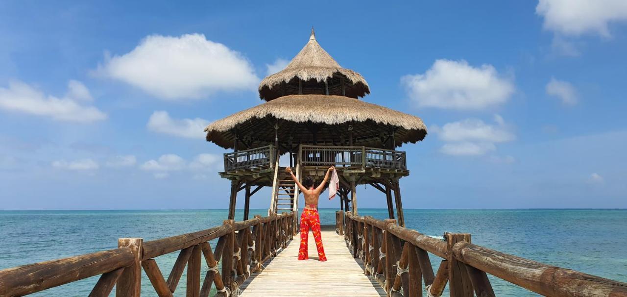 El Embrujo Tintipan Hotel Tintipan Island Екстериор снимка