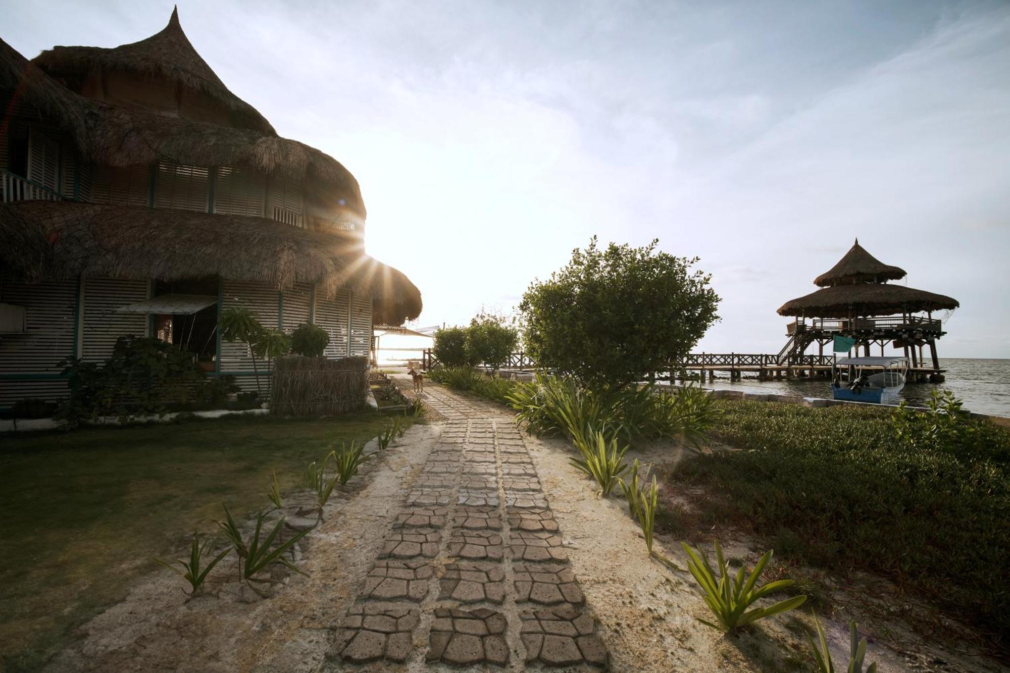 El Embrujo Tintipan Hotel Tintipan Island Екстериор снимка